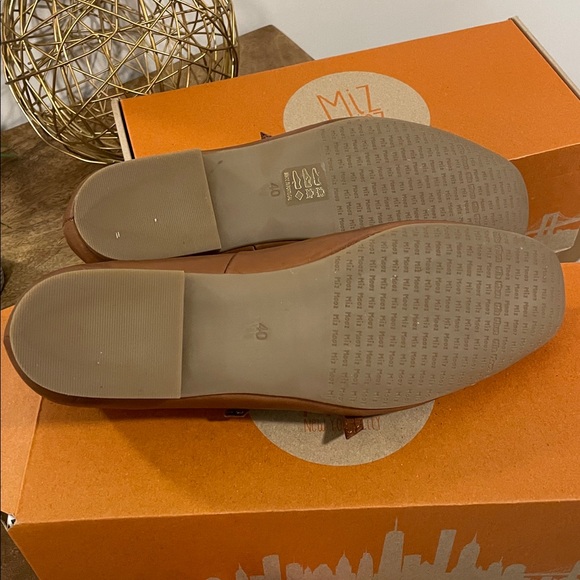 NIB Miz Mooz Brandy Brown Leather Zaida Mary Jane Flats EU 40 - Picture 4 of 7